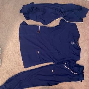 Cherokee statement scrub set